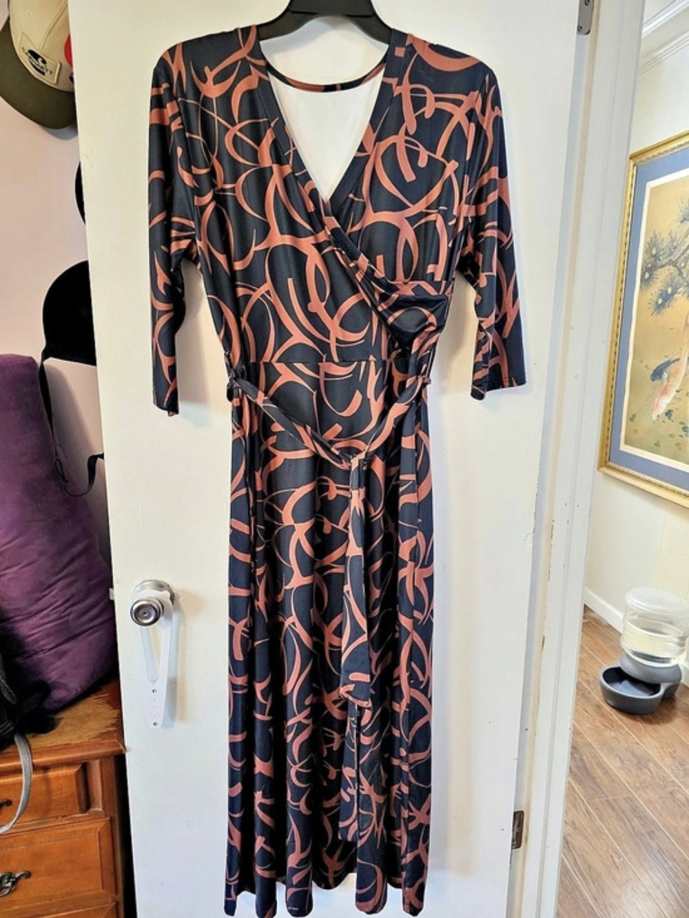 Abstract Wrap Midi Dress in Black & Orange Size XL